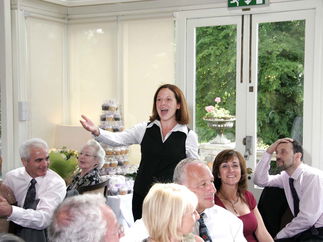 Promo Totally Spontaneous Singing Waiter Hertfordshire