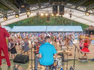 Promo Jumpin Jivers Rock n Roll Swing Band Berkshire