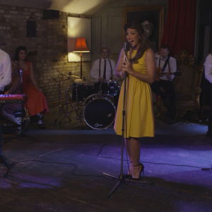 Promo Twisted Swing  Kent
