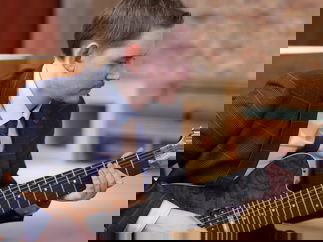 Promo Dr S Classical Guitarist Staffordshire