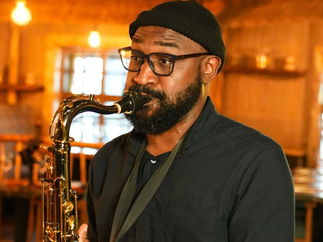 Promo Sax U Saxophonist London