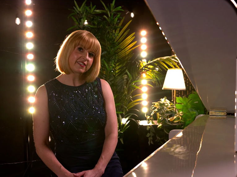 artists similar to Christa Keys