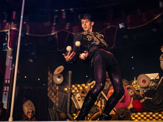 Promo Mardi Gras Circus Circus Performer Lancashire