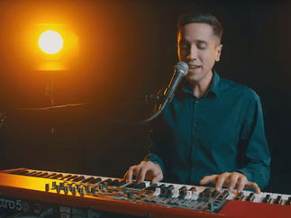 Promo Danny Raven Solo Artist, Duo or Trio London