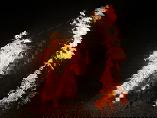 Promo Fire Performer Katriana Fire Performer. Northamptonshire