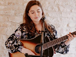 Promo Vicki Leal Singer Guitarist London