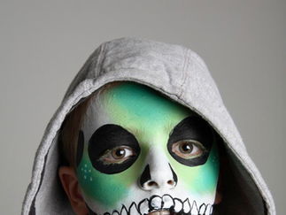 Promo Face Painter and Glitter Artist Face Painter London