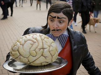 Promo Vincent And Pascal Costume Character London