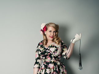 Promo Vintage Lianna Vintage 50s/60s Singer West Sussex