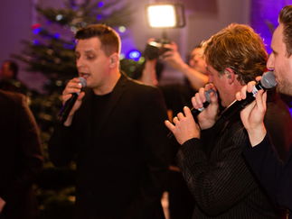 Promo VoxBox Acapella Vocal Group Norfolk