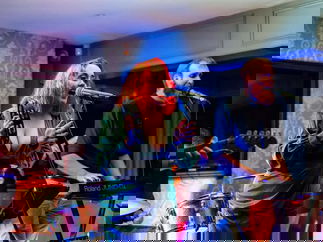 Promo The Glow Pop, Rock and Funk Party Band Hampshire