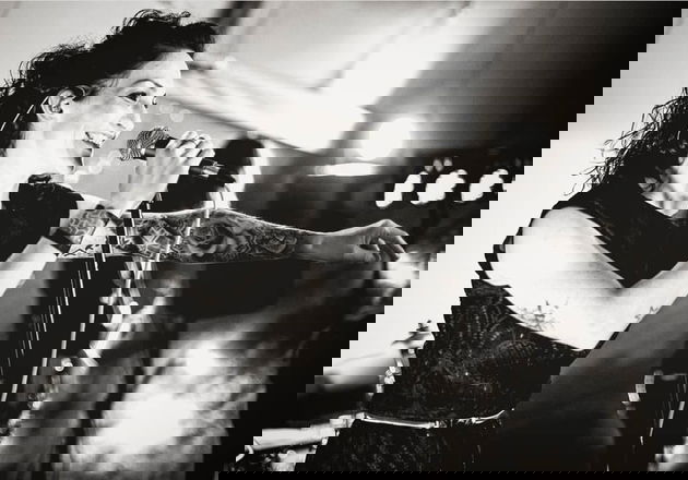 Promo AURA Function Band Essex