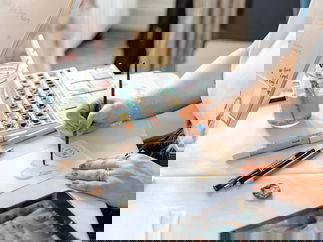 Promo Whimsical Wedding Guest Illustrator Caricaturist Oxfordshire