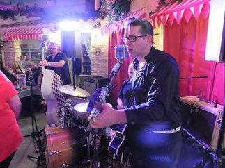 Promo Whole Lotta Shakin Rock n Roll Band Warwickshire