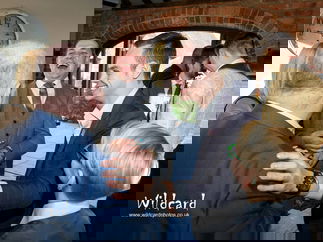 Promo Close Up Magician Jamie Magician Northamptonshire