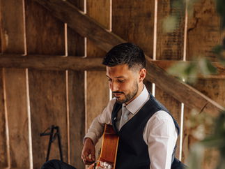 Promo Lloyd Rees Classical Guitarist Cardiff