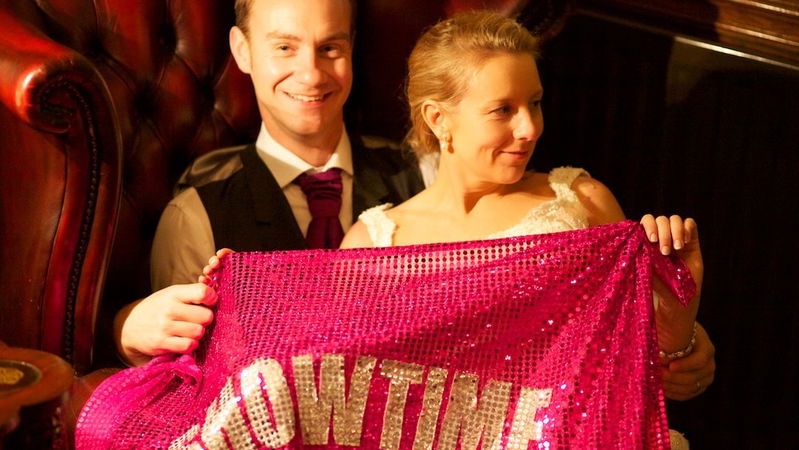 Showtime for James & Kerry with 3 Mile Smile