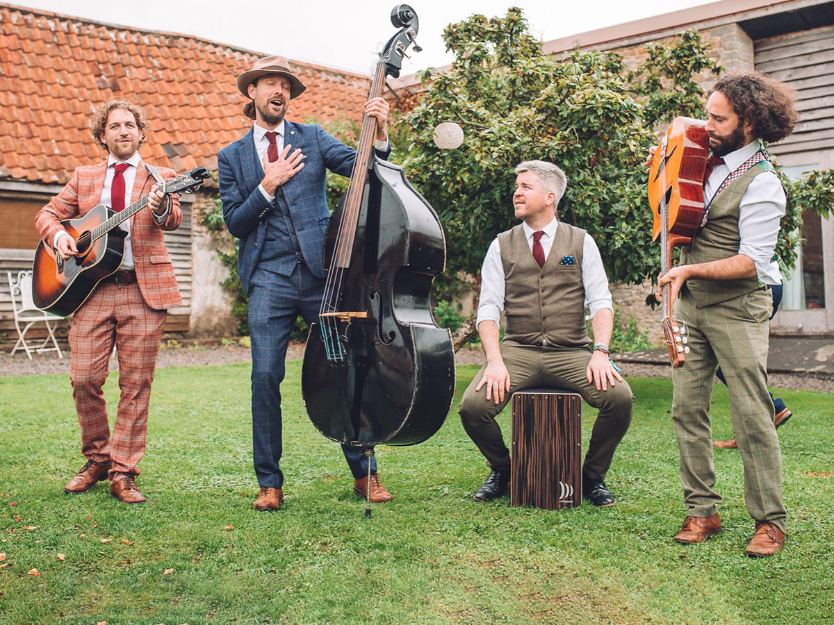 acoustic bands for hire - acoustic wedding bands - acoustic duos