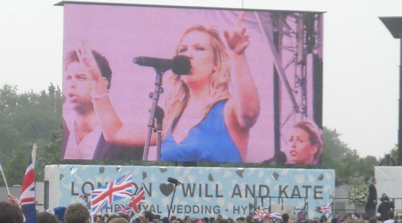Apollo Groove Perform For The Royal Wedding!