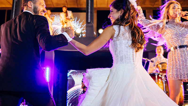 Booking A Wedding Band - How To Ensure Everything Runs Smoothly On Your Wedding Day