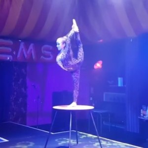 Video Contortionist Pixie  London
