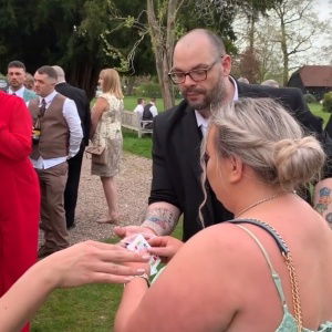 Video Close Up Magician Craig  Staffordshire
