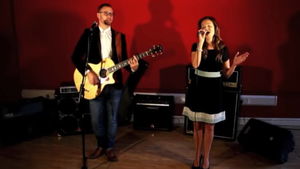 Video Dan and Ema Acoustic Duo Shropshire