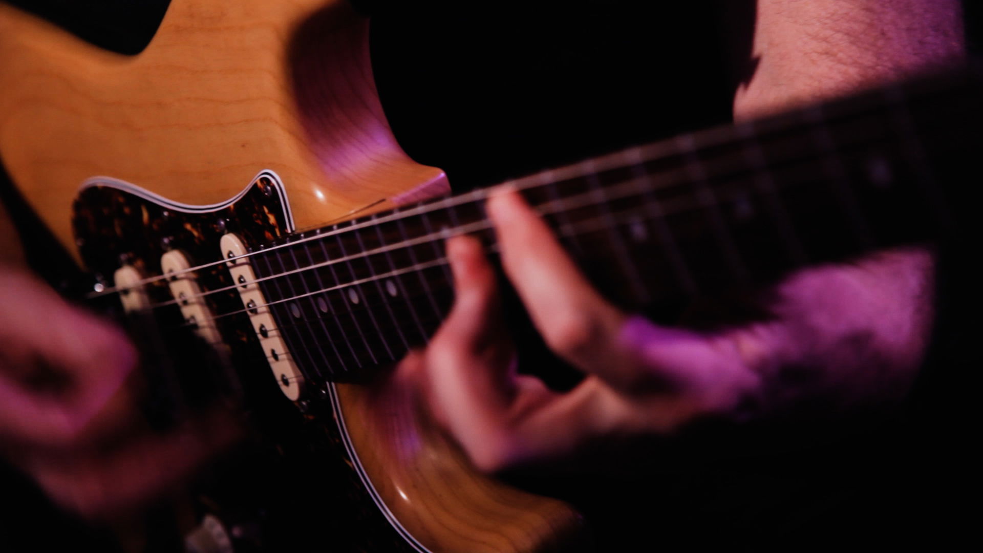 Video Dexter  Cheshire