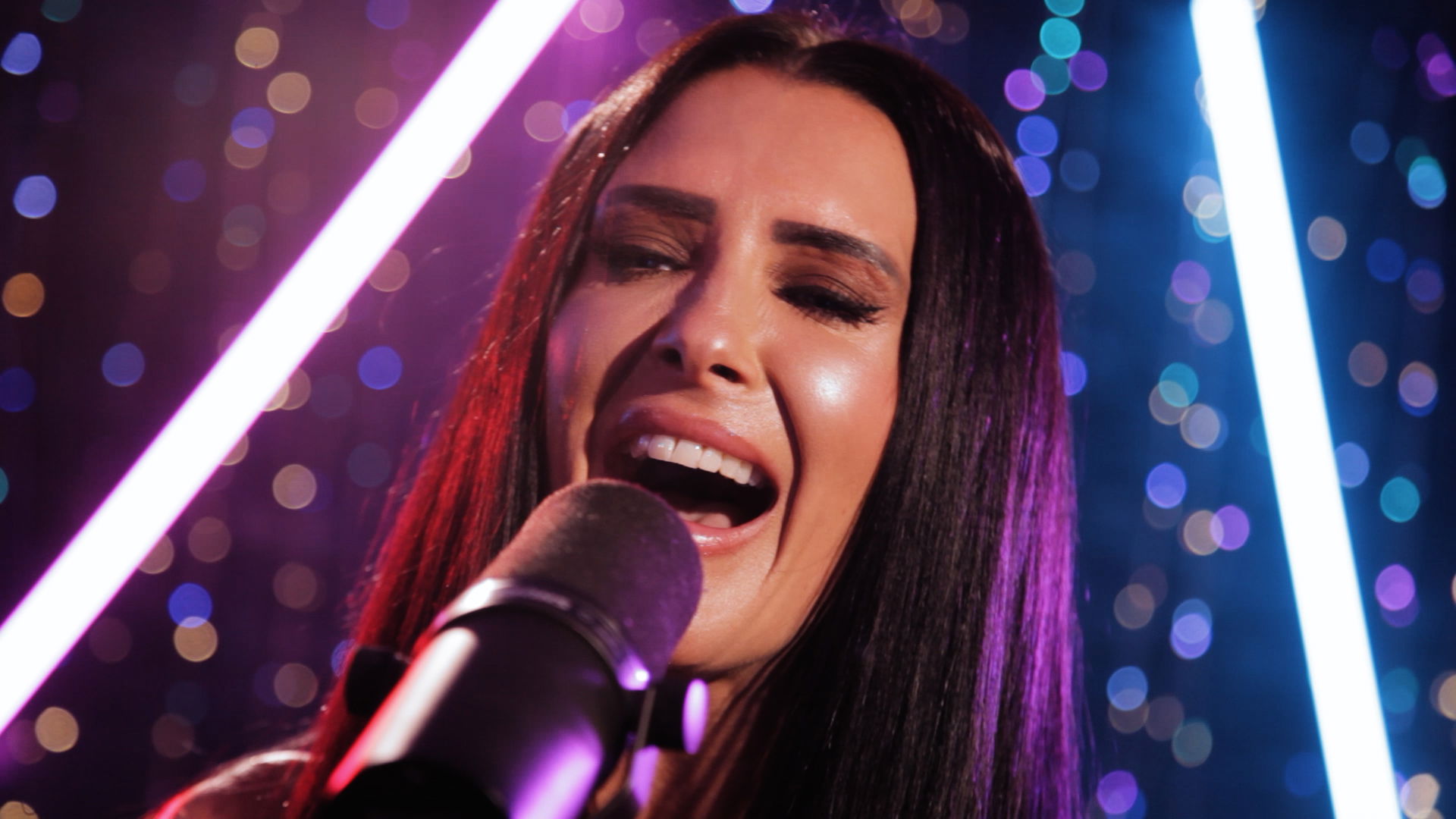 Video Dexter  Cheshire