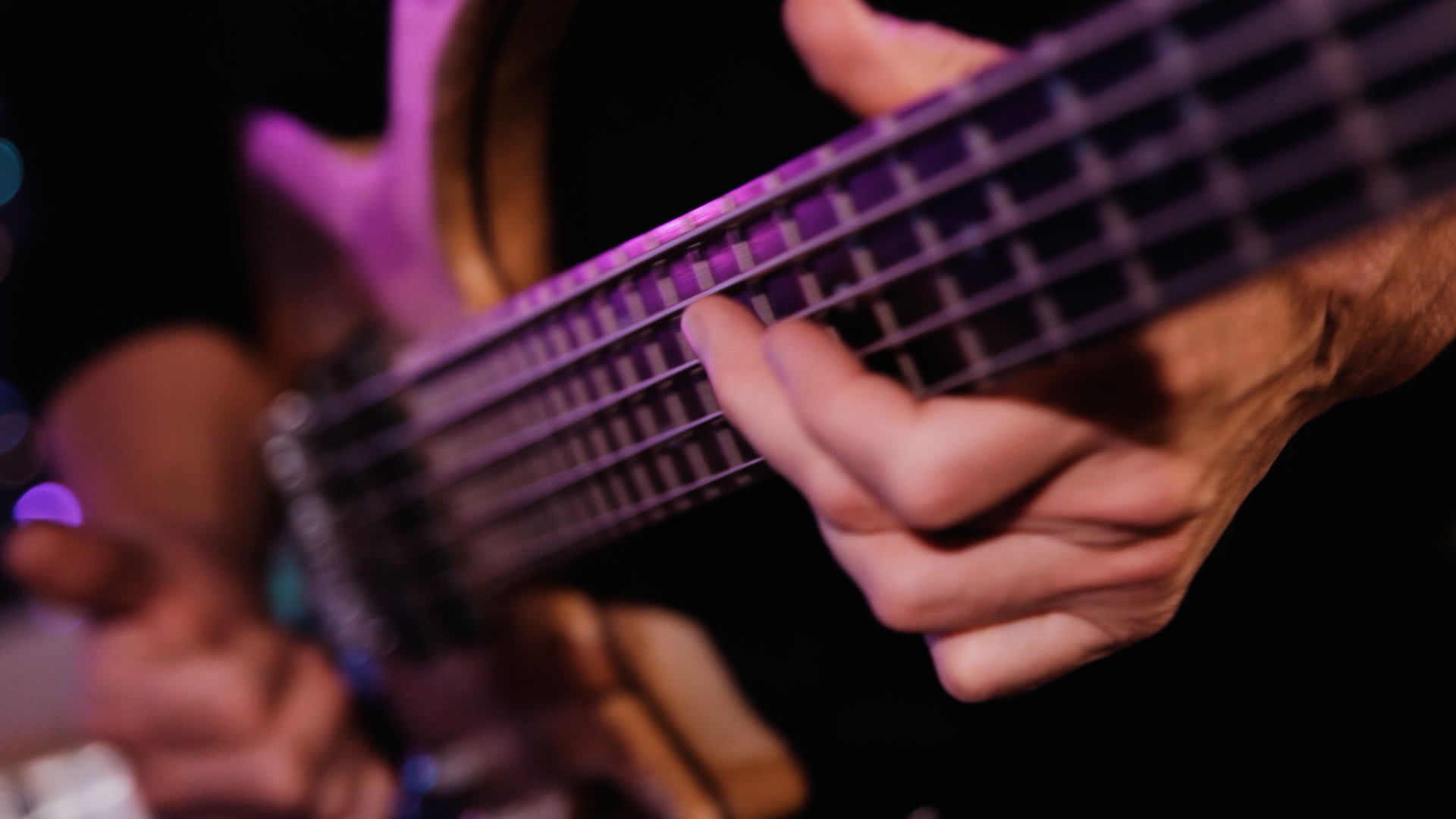 Video Dexter  Cheshire