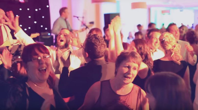 How Live Entertainment Enhances Brand Experience Events