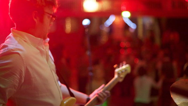 Hipster - Elliot on bass