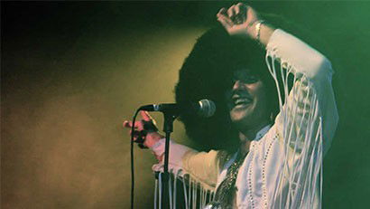 What Is A Disco Wedding Band And What Do They Do?