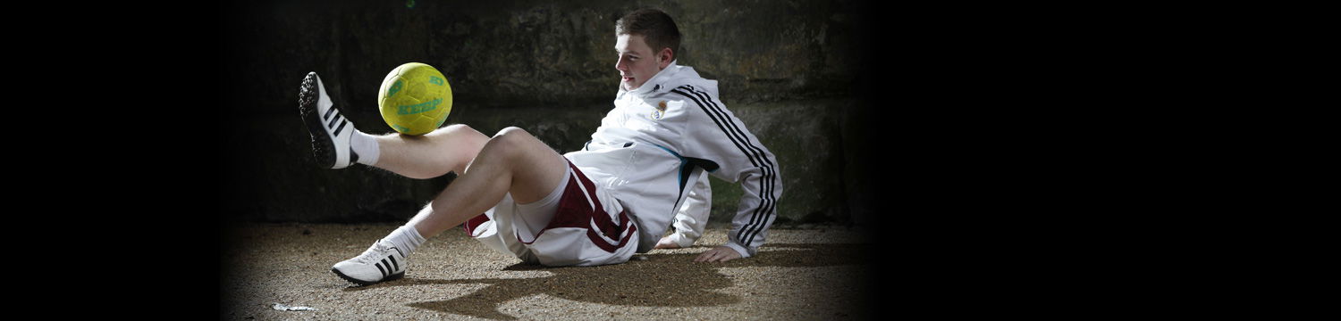 artists similar to Professional Football Freestyler Chris