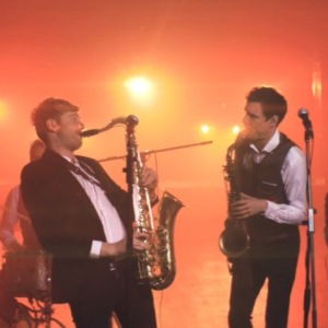 Video No Quarter  Surrey