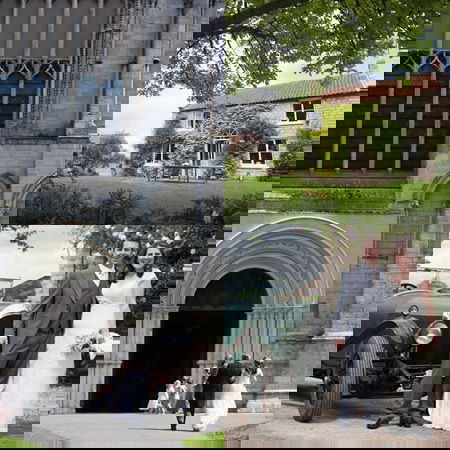 Robert and Emma Sturdy's Perfect Wedding