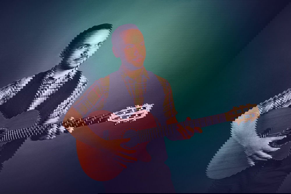 Top 10 Classical Guitarists For Hire #CURRENT_YEAR#