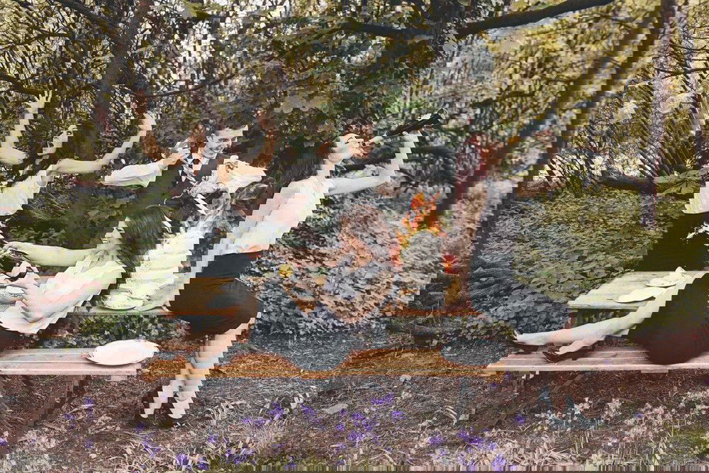 Everything You'll Ever Need To Know About Booking Singing Waiters