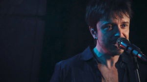 The Guns - Shut Up And Dance / Walk The Moon (Cover) Live In...