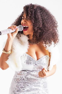 Solo Singers With Tracks