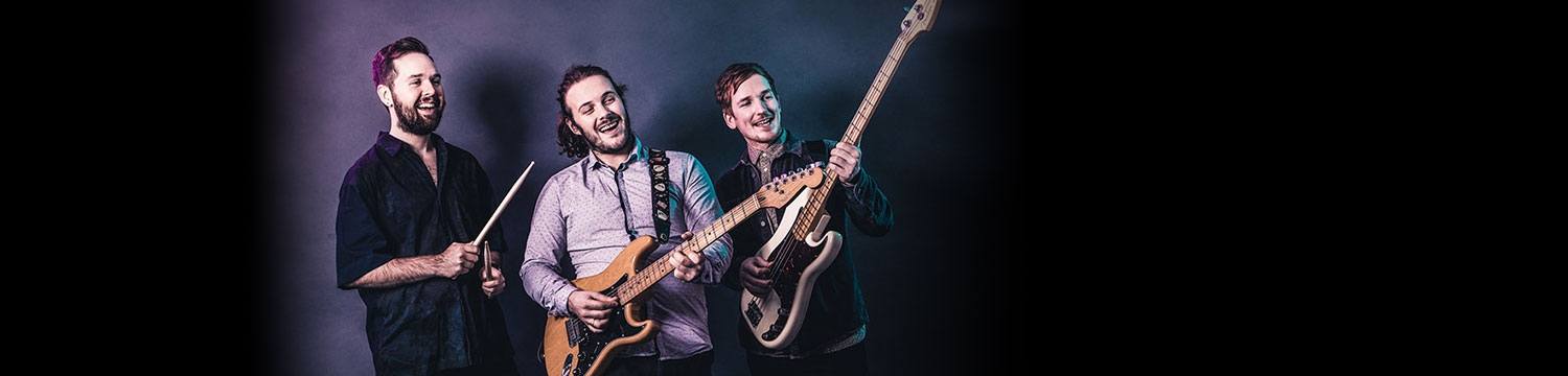 artists similar to The Royale