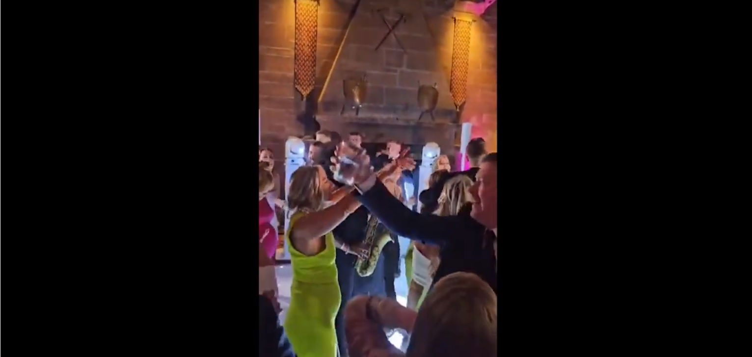 Video Sax Goddess (Saxophonist)  Cheshire