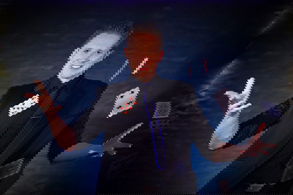 Top 10 Magicians For Hire 2016