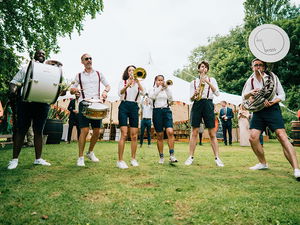 Unusual Wedding Entertainment Ideas Unusual Wedding Entertainment Ideas