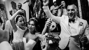 Should You Book a Wedding Band Through an Agency Should You Book a Wedding Band Through an Agency