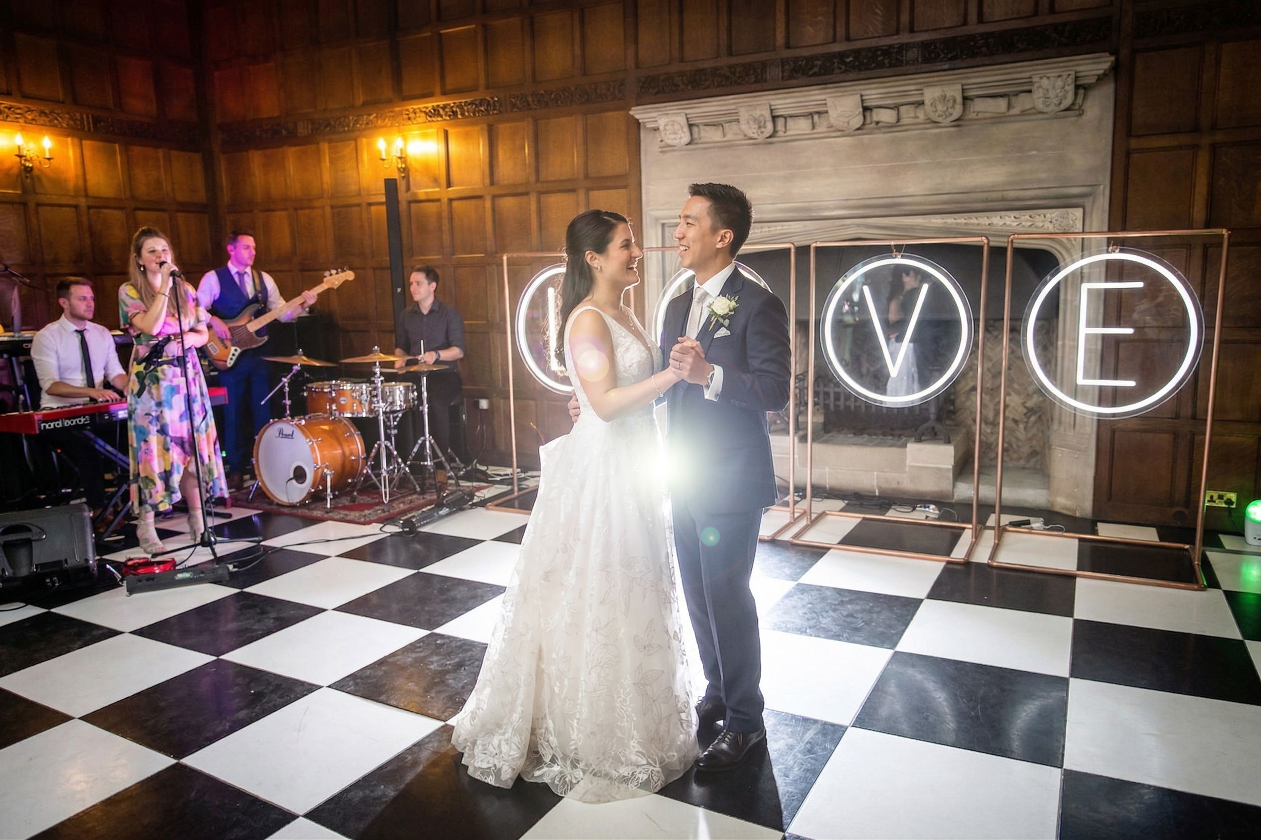 Wedding Band playing whilst newly-weds have their first dance