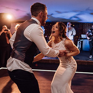 Wedding Bands in Hull