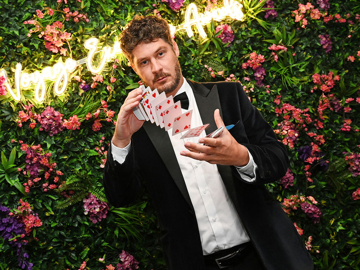 hire the best local wedding magician