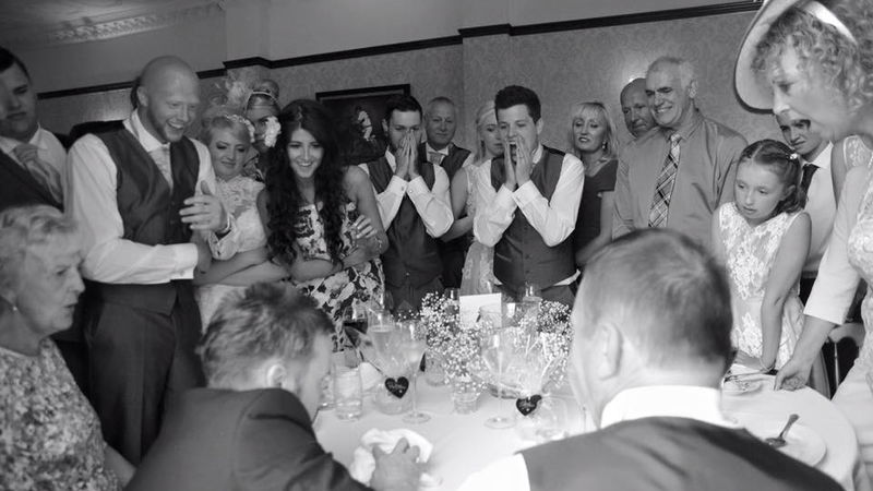 close-up magicians for hire